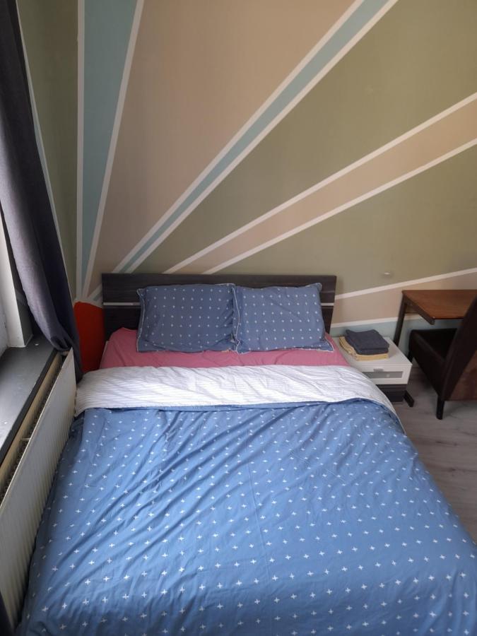 Large Room In House W Shared Kitchen & Bathroom W Free Parking Bluecard Antwerp Exterior photo